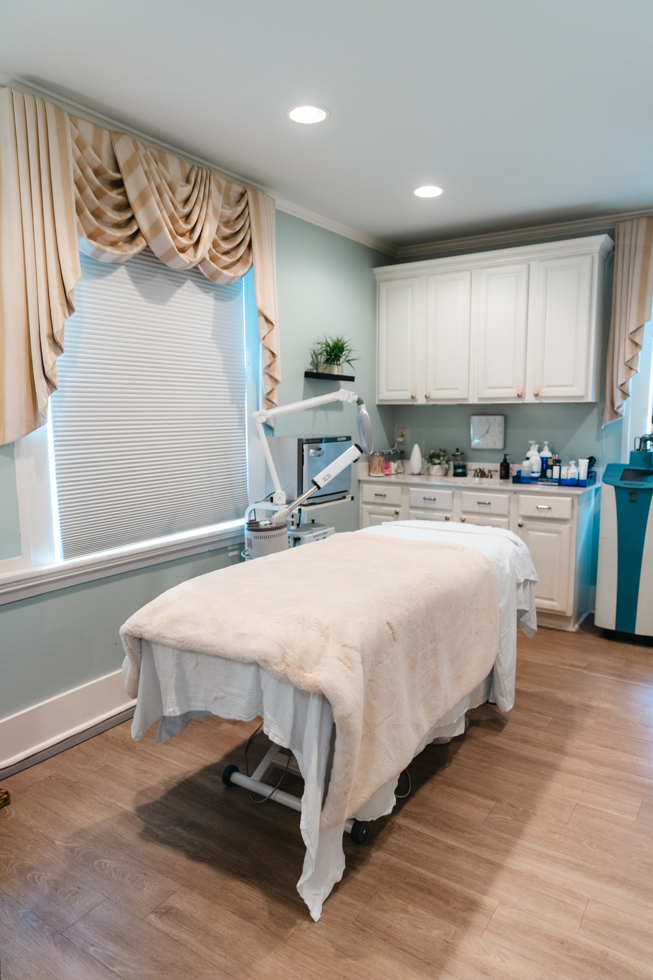 treatment table